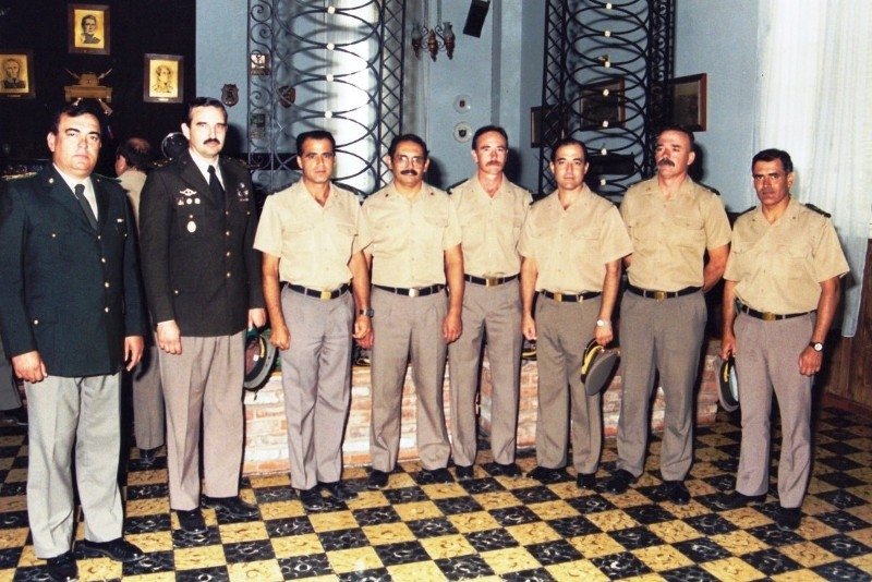 Oficiales - Foto 14 - Bn.I.Bldo.13, 1997